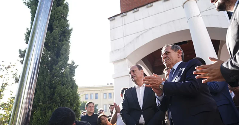 Dursun Özbek: Anamızın ak sütü gibi helal bir şampiyonluk!