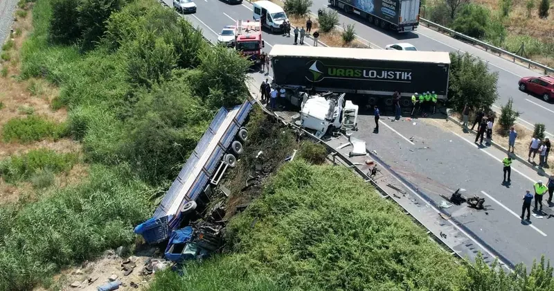 Karşı şeride geçen tır, bir başka tırla kafa kafaya çarpıştı: 1 ölü, 1 yaralı