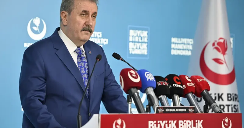 BBP lideri Destici den NATO Zirvesi paylaşımı: Cumhurbaşkanımız Erdoğan ı tebrik ediyoruz