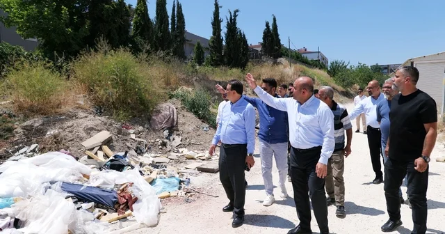 Başkan Albayrak tan Baksan Sanayi Sitesi eleştirisi AK Parti Eskişehir İl Başkanı Gürhan Albayrak: Alın teriyle üreten esnafımız bu ilgisizliği asla hak etmiyor Eskişehir Haberleri Habertürk Yerel Haberler