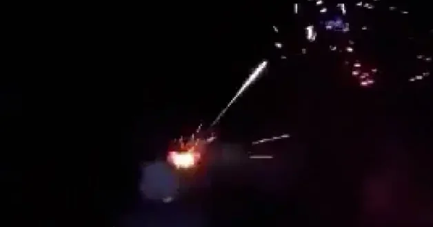 Rus birliklerinin Kamikaze iha saldırısından kurtulduğu anlar nefes kesti