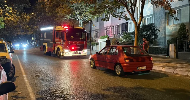 Arızalanan otomobilini yolda bırakan alkollü sürücü, kaldırımda uyudu Tekirdağ Haberleri Habertürk Yerel Haberler