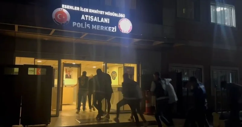 Esenler de baltalı dehşet anları kamerada! Yere yatırıp dövdüler