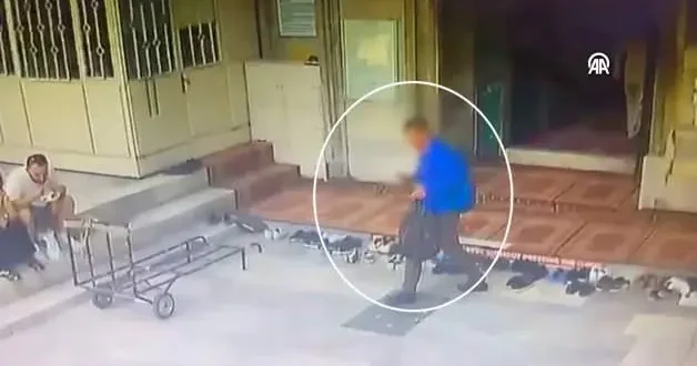 Hırsız camide 450 bin TL lik çantayı alıp sırra kadem bastı