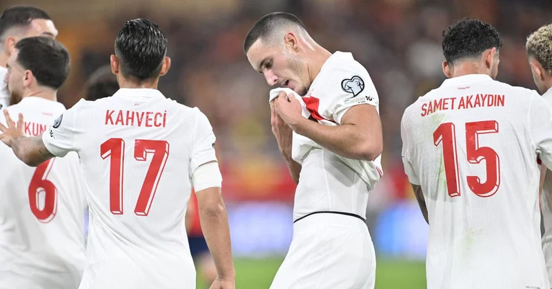 Milli futbolcu Deniz Gül ün evi soyuldu! Zarar çok büyük