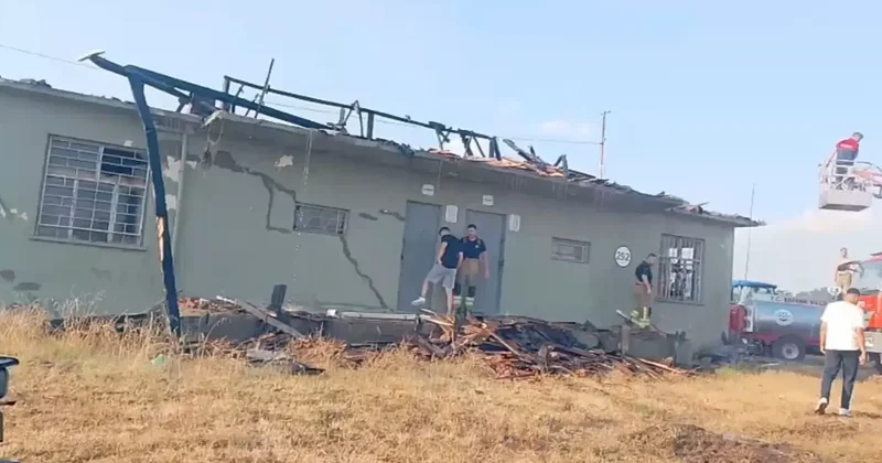 Edirne’de anız yangını ormana sıçradı: 4 helikopter ve 10 arazöz seferber oldu