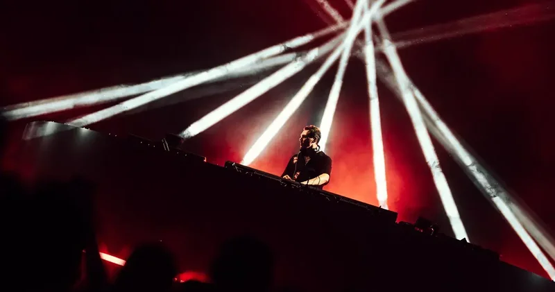 Tiësto, İstanbul Festivali’nde sahne aldı