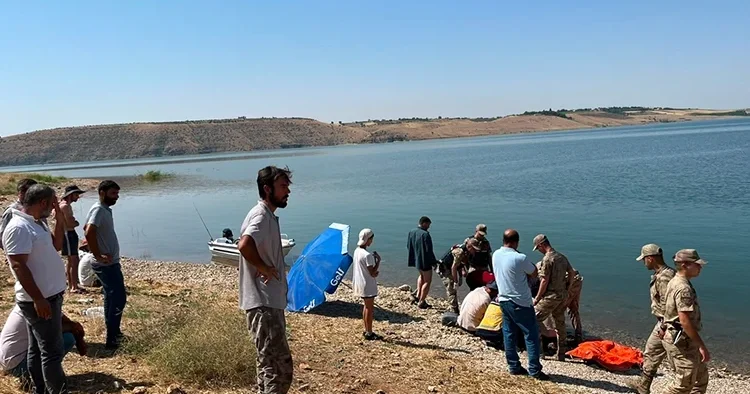 Nehre giren 1 i çocuk 2 kişinin cansız bedenine ulaşıldı