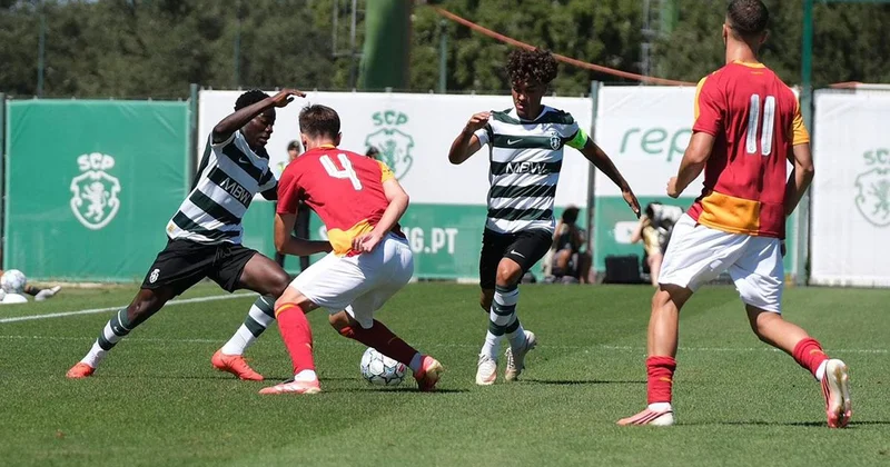 İki farklı önde olan Galatasaray, Sporting e karşı uzatmalarda kabusu yaşadı