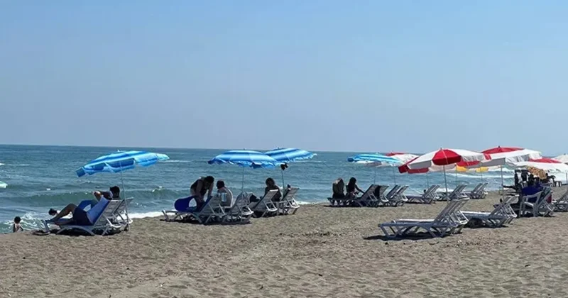 İstanbul da 3 plaj kirlilik nedeniyle kapatıldı: Deniz suyu numunesi uygun çıkmadı