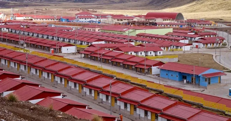 Tüm şehri yıkıp 26 ayda yenisini inşa ettiler Sözcü Gazetesi
