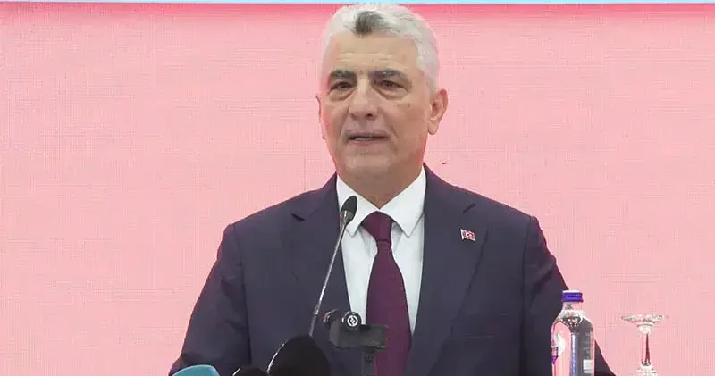 Bakan Bolat: İhracatımızı yıllık 36 milyar dolardan 280 milyar dolara çıkarmayı başardık
