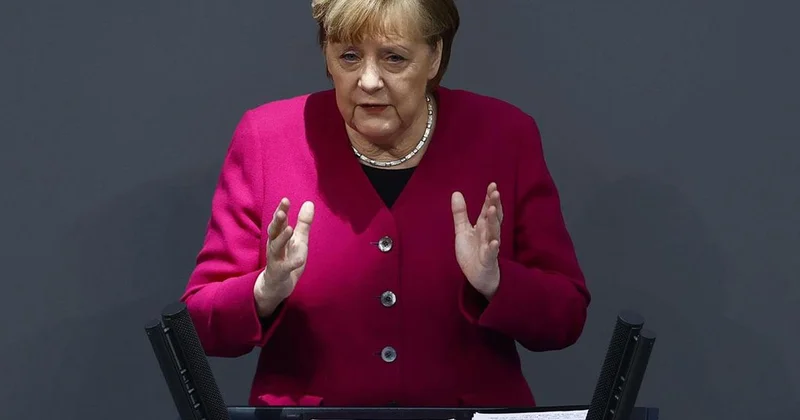 Eski Almanya Başbakanı Merkel, AfD nin Saksonya Anhalt zaferini şok edici buldu