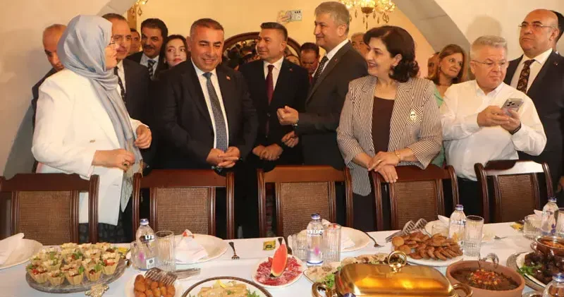 10’uncu Uluslararası Adana Lezzet Festivali başladı