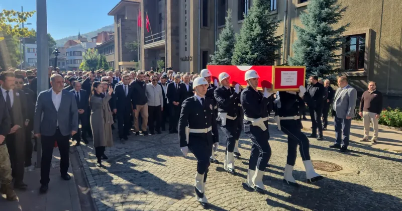 Vali Yardımcısı silahla vurulmuş halde bulunmuştu! Cenazesi memleketine uğurlandı