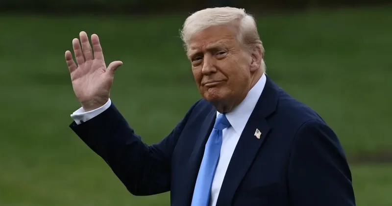 Trump yönetiminin, göçmenleri ABD den gemilerle sınır dışı etmeyi değerlendirdiği öne sürüldü