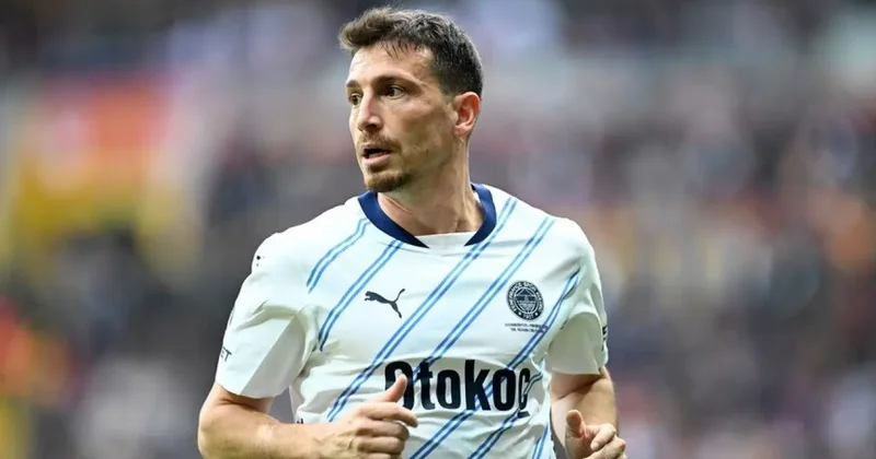 Fenerbahçe Çaykur Rizespor maçının kamp kadrosunu açıkladı! Mert Hakan Yandaş sürprizi
