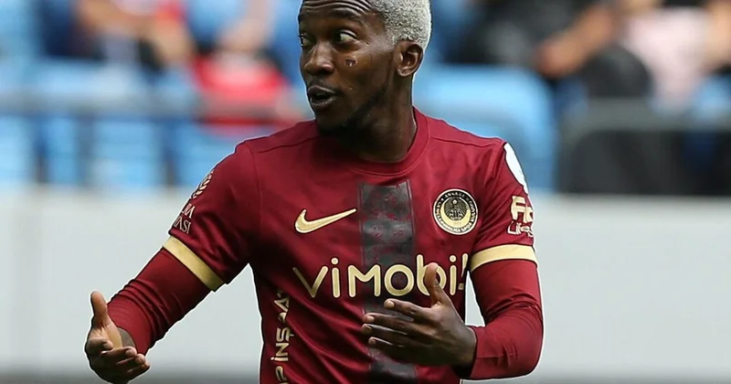 Bursaspor dan transferde büyük sürpriz: Henry Onyekuru
