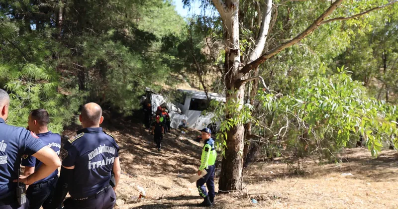 Aydın da otobüs şarampole uçtu: 2 ölü 9 yaralı