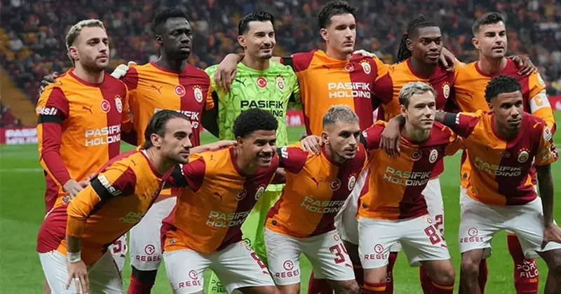 Yıldız oyuncu kırmızı kart gördü! Galatasaray 10 kişi kaldı Fanatik Gazetesi Galatasaray (GS) Haberleri Spor