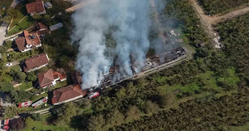Düzce’de fabrikada yangın çıktı