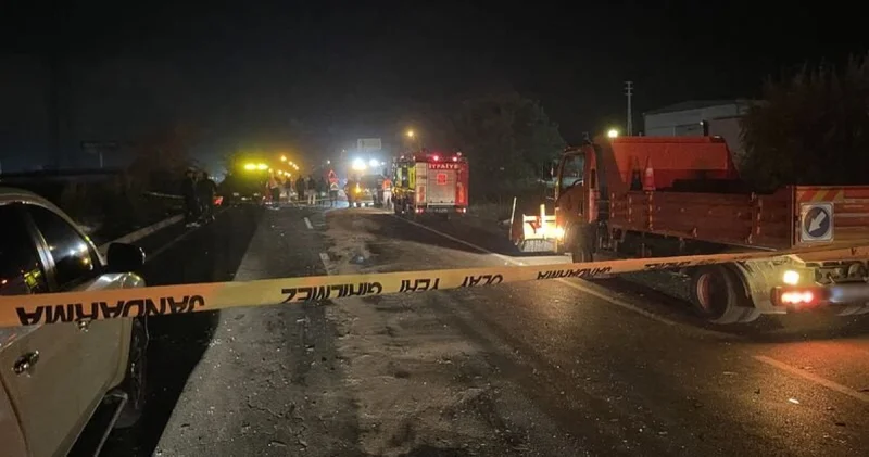 Kayseri de iki otomobil çarpıştı: 3 ölü, 1 yaralı Son dakika haberleri