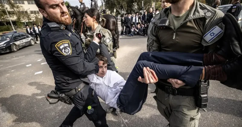 Harediler gerçeği gördü: Kendi polisine Nazi benzetmesi!