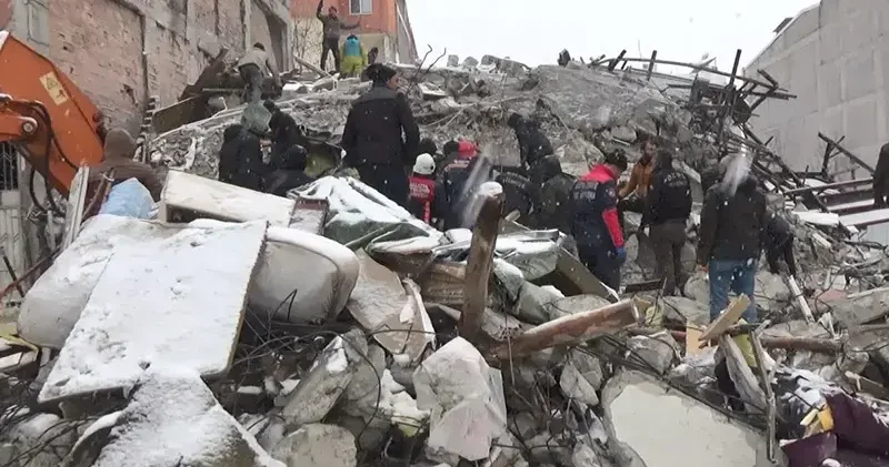 Malatya merkezli 7 ilde yüklenici firmalara operasyon; 26 gözaltı