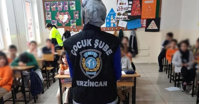 Erzincan da çocuk polisi öğrencileri bilgilendirdi Erzincan Haberleri