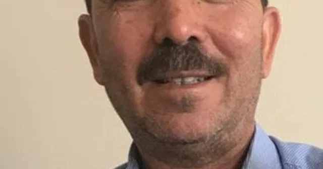 Devrilen traktörünün altında hayatını kaybeden emekli öğretmen, son yolculuğuna uğurlandı Manisa Haberleri