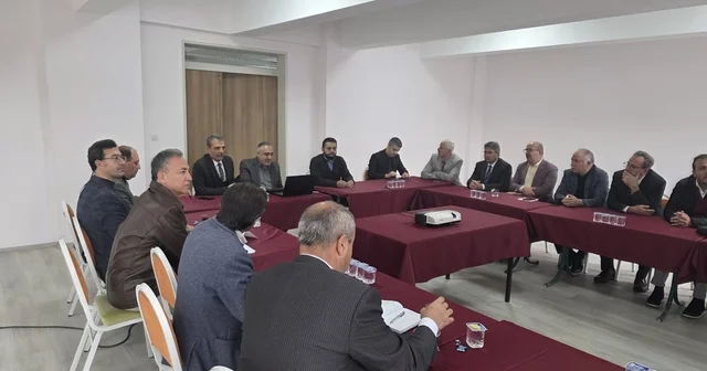 Kütahya da özel proje uygulayan okullar değerlendirme toplantısında bir araya geldi Kütahya Haberleri