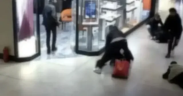 Ataşehir de AVM hırsızları suçüstü yakalandı VİDEO İZLE