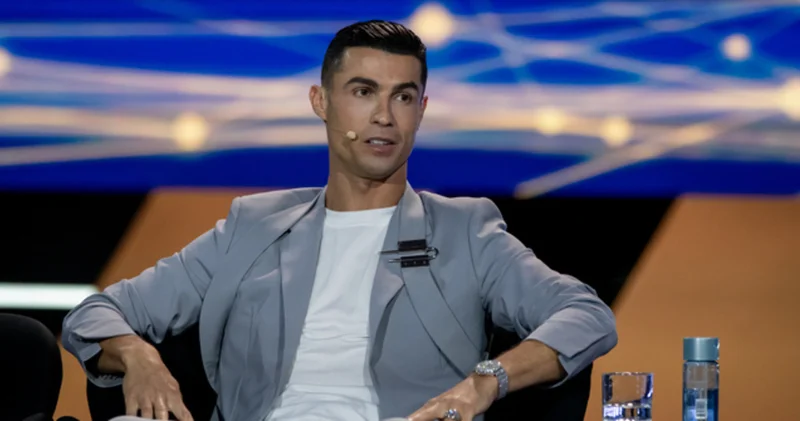 Cristiano Ronaldo, Donald Trump ın dünya barışını sağlayabileceğine inanıyor