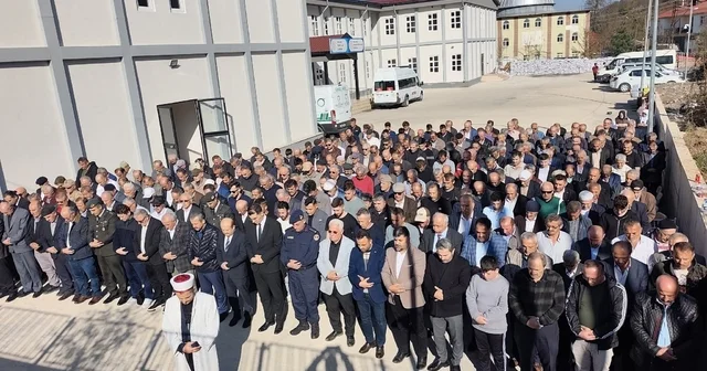 94 yaşında hayatını kaybeden Kore gazisi toprağa verildi Ordu Haberleri