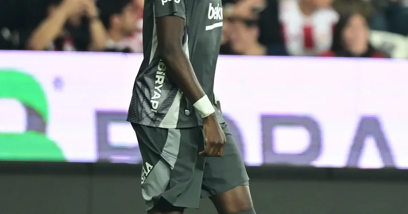 Abraham dan Sezonun golü iddiası!