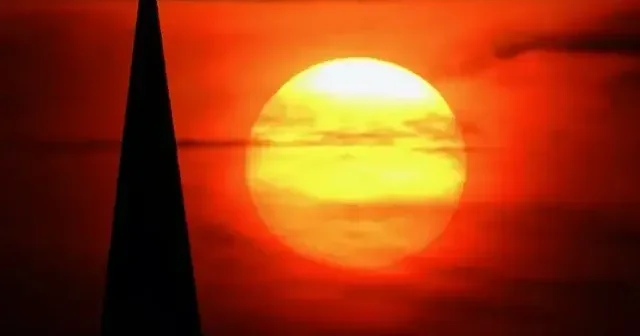 Karaman da gün batımı manzarası VİDEO İZLE