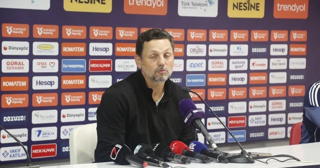 Erol Bulut: Çok fazla bireysel hata yaptık, futbol bunu affetmez Antalyaspor Teknik Direktörü Erol Bulut: Bir şey sızdıysa ben susmam, hiçbir zaman da susmadım Antalya Haberleri