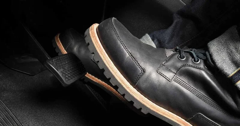 Arabamızın fren pedalı, çok az sürücünün bildiği bir işlevi gizler Sözcü Gazetesi