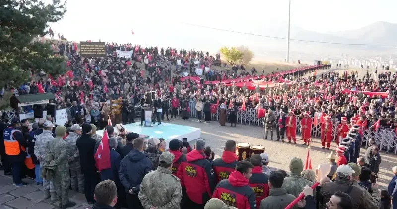 Erzurum’da 148 yıl önceki kahramanlık ruhu bir kez daha yaşatıldı Erzurum Haberleri