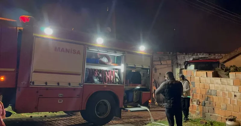 Turgutlu da İki Evde Yangın