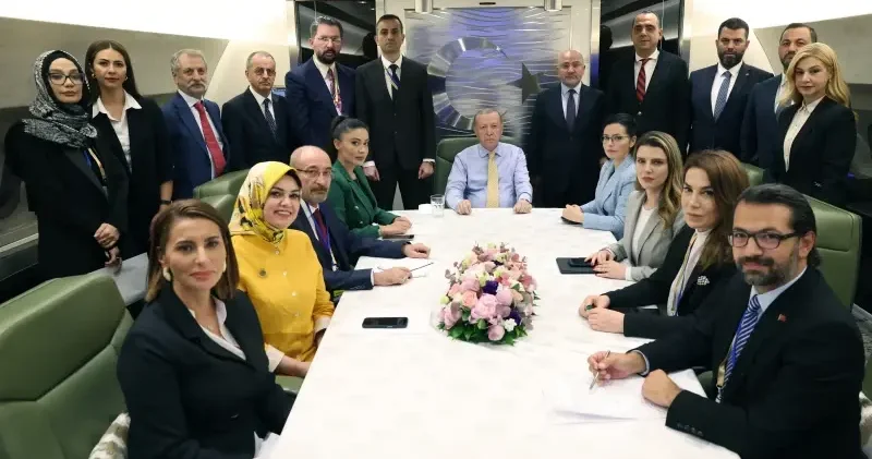 Cumhurbaşkanı Erdoğan dan Azerbaycan dönüşü önemli açıklamalar: İsrail sözünde durmadı Gündem Haberleri