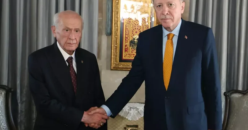 Cumhurbaşkanı Erdoğan, Bakü Dönüşünde Gazetecilere Açıklama Yaptı: Sayın Bahçeli ile Aramızda Herhangi Bir Sıkıntı Söz Konusu Değil