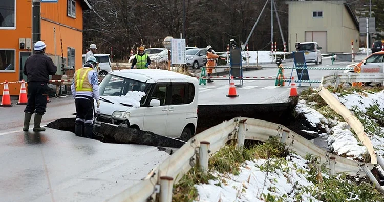7.6 lık depremde yaralanan kişi sayısı açıklandı
