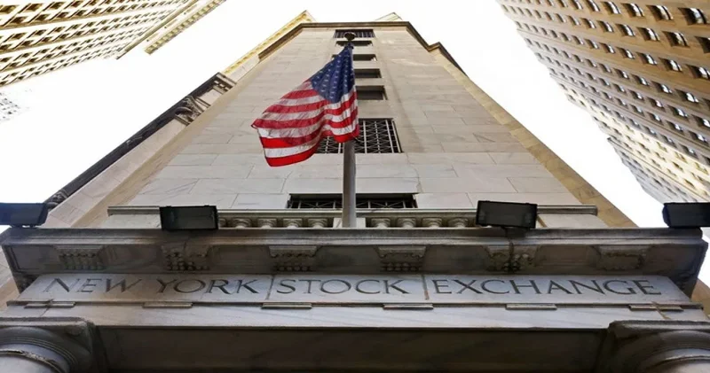 New York borsası Fed kararı haftasını düşüşle açtı