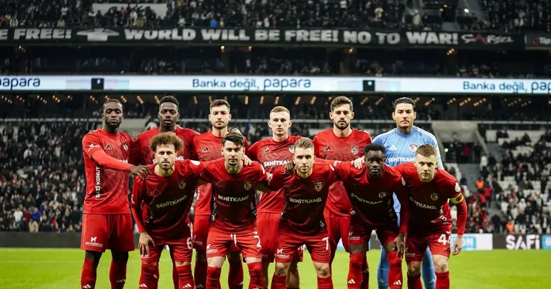 Gaziantep FK’nın yıldızında kırık şoku! ‘Verilmeyen penaltı’ vurgusu