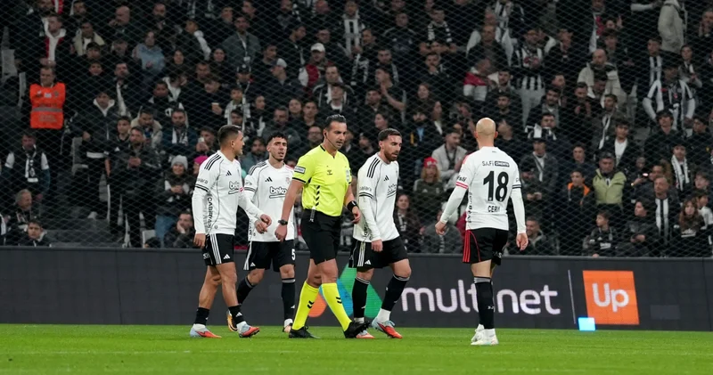 Spor yazarları Beşiktaş ın Gaziantep FK maçını değerlendirdi: Eğriler doğrular birbirine girmiş! Beşiktaş Haberleri