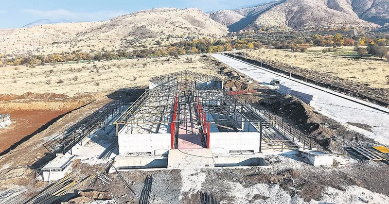 Ucuz et için dev tesis