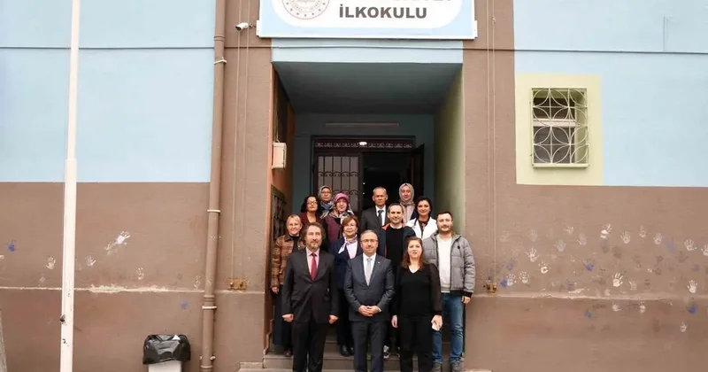 Eskişehir’de 1896 yılından beri ayakta olan tarihi okul eğitime devam ediyor