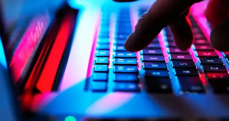 İstanbul merkezli 6 ilde operasyon: 2 milyar TL lik çete çökertildi