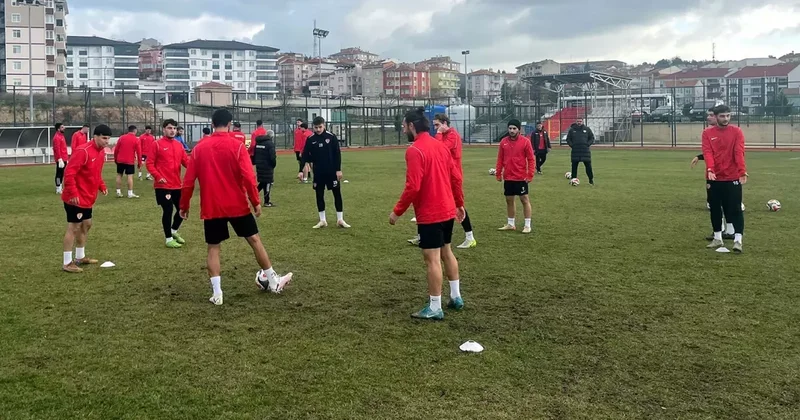 17 futbolcusu bahis cezası alan kulübün teknik direktörü, vali ve belediye başkanından yardım istedi